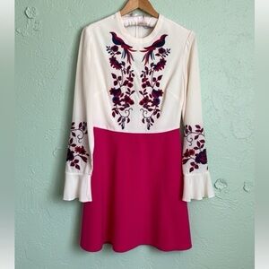 Tanya Taylor 100 % Silk Embroidered
Bodice Mini Dress